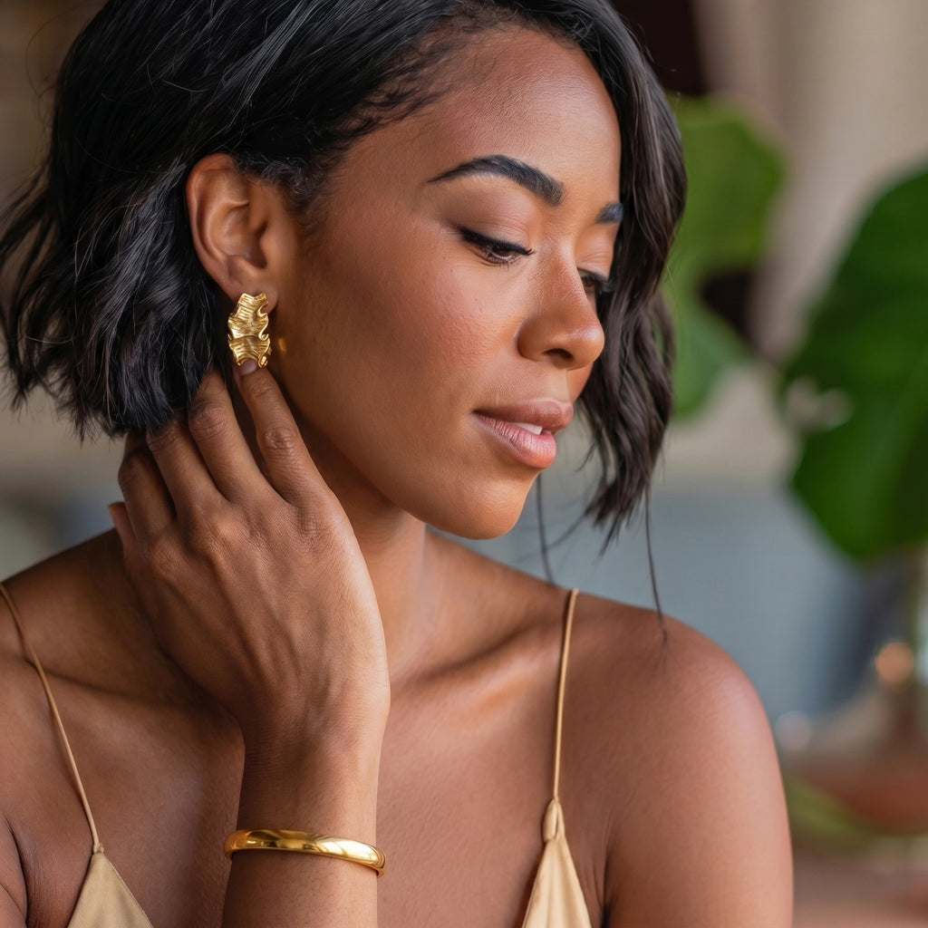 Bold Hinge Bangle | Brevado